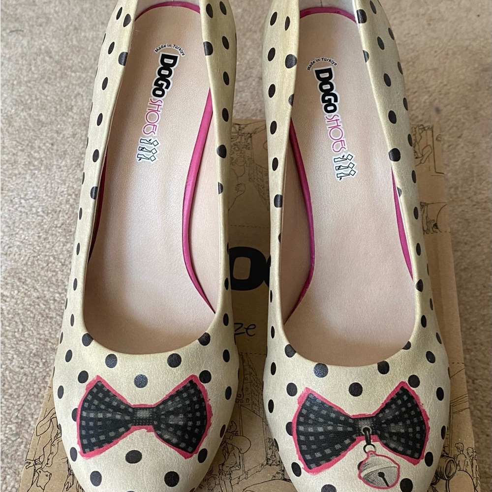 DOGO Vegan Leather Kitty Bell Heels Size 41